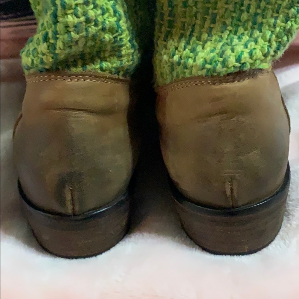 Boots - Picture 6 of 8